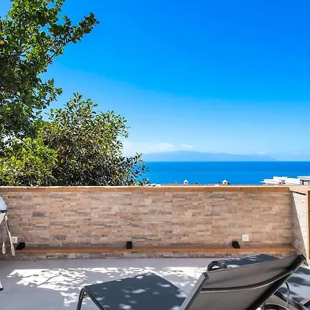 아파트 Modern Bright And Welcoming Ocean View *