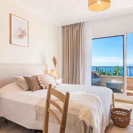 Modern Bright And Welcoming Ocean View *