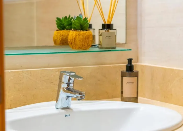 Modern Bright And Welcoming Ocean View *