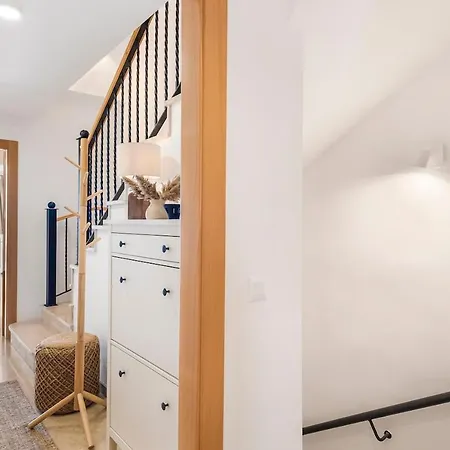 Modern Bright And Welcoming Ocean View *